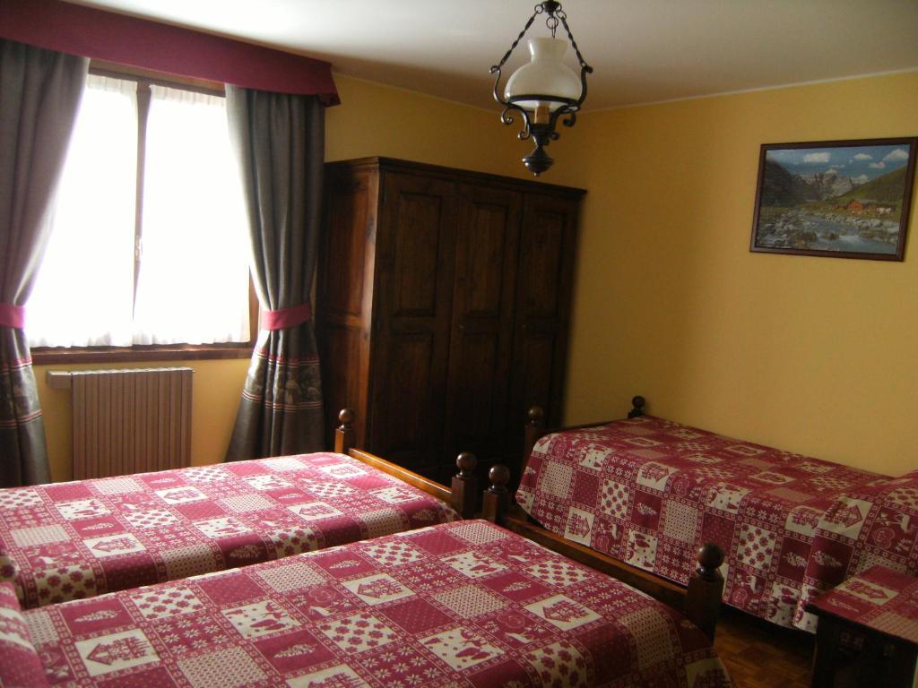 Hotel Garni Thurwieser - B&B Santa Caterina Valfurva Room photo